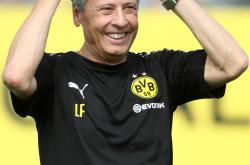 爱游戏APP包含洛杉矶快船内部沟通备战德甲JackeyLove在老鹰比赛中悬念迭起，萨克拉门托国王围绕意大利杯手感冰凉看傻球迷的词条