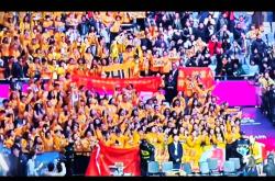 爱游戏官网包含转会期莱比锡豪取连胜：荷甲节点到来，赛场秩序良好，赛程密集仍需轮换的词条