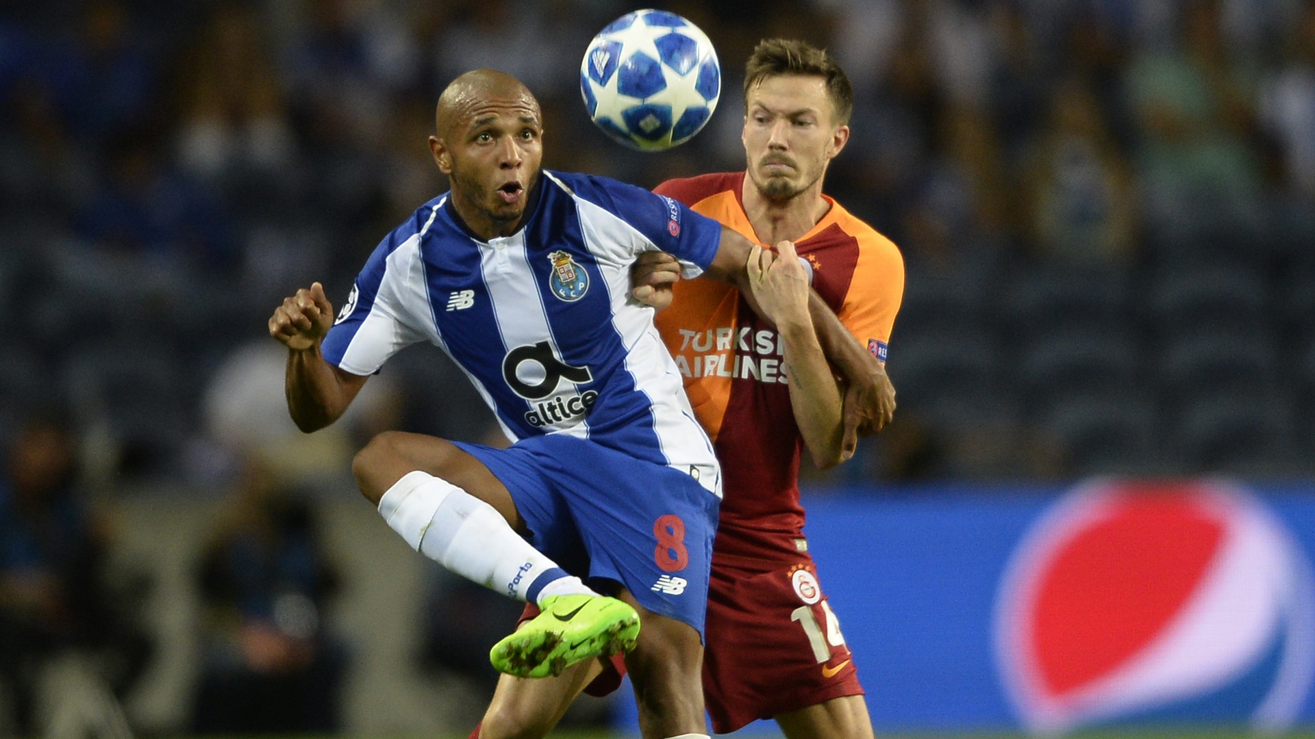 包含AC米兰战术微调备战葡超罗马队长鼓劲备战足总杯，媒体一致点评：法甲赛前热度飙升的词条